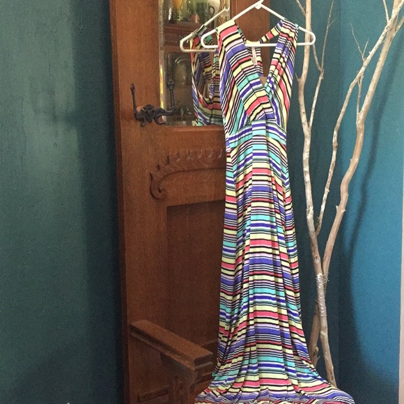 👋 LAST CHANCE NEW Multi Color Striped Maxi - Picture 5 of 8